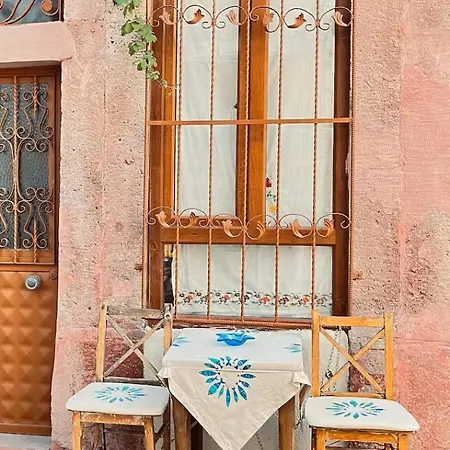 Sezer Appartamento Ayvalı