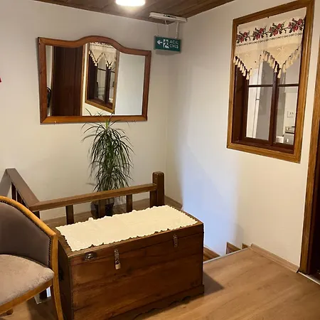 Apartament Sezer Ayvalı